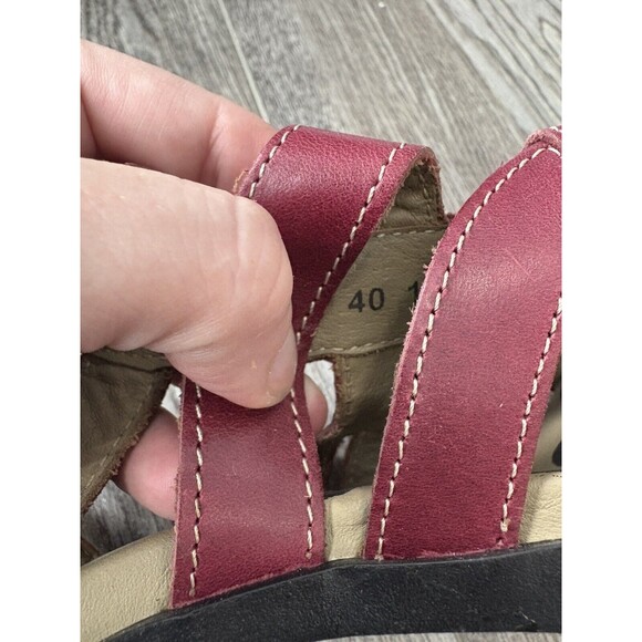 Unique Women's Red Strappy Heeled Sandals 40/9 (8.5) - Picture 8 of 8